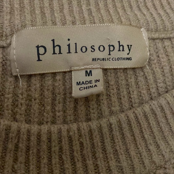 Philosophy Sweater Size M. - Picture 6 of 7